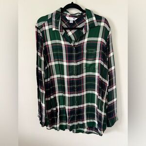 NWT Green Plaid Button-Up Shirt